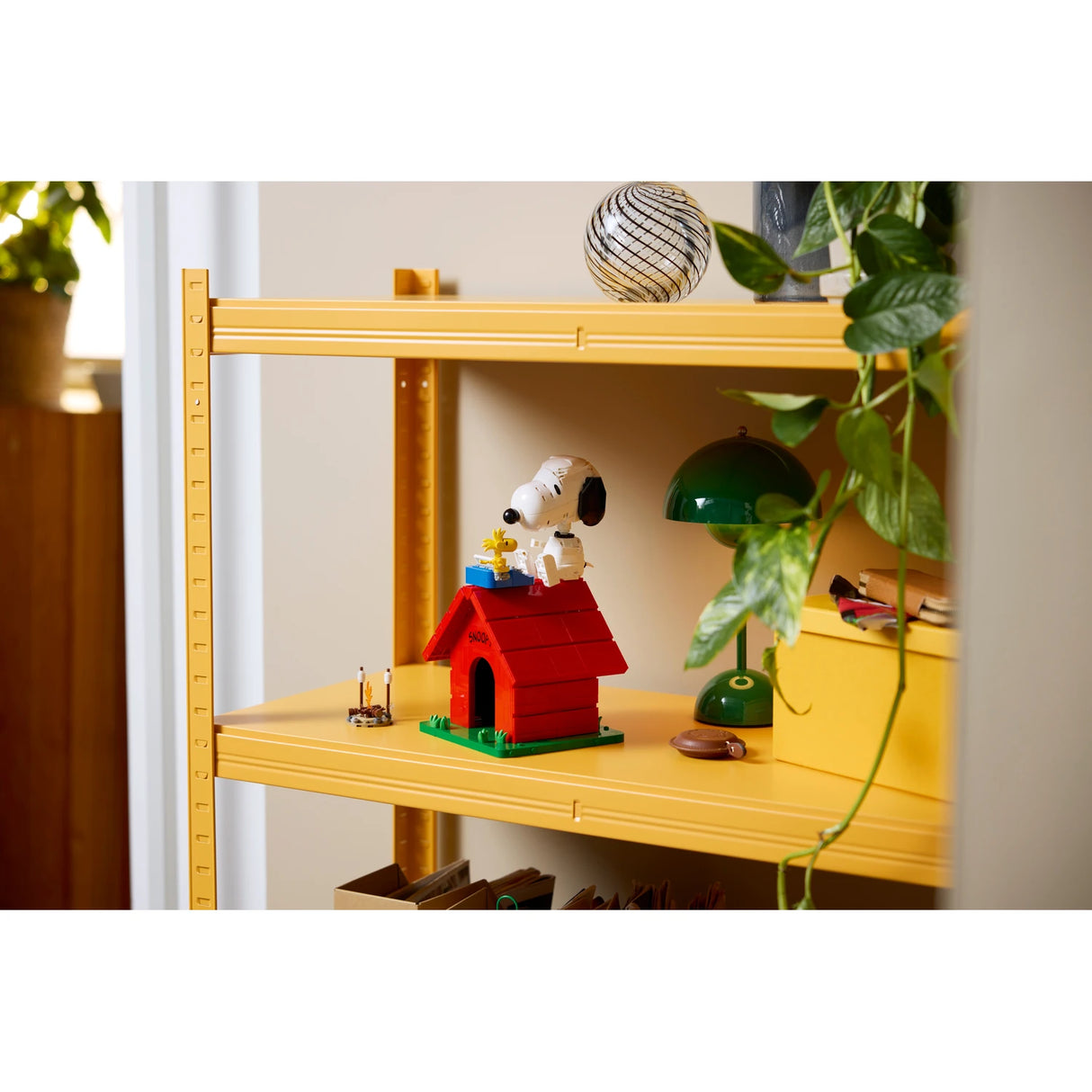 Peanuts: Snoopy's Doghouse (#2)