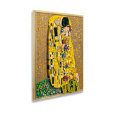 Gustav Klimt – The Kiss