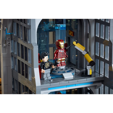 LEGO Avengers Tower 8